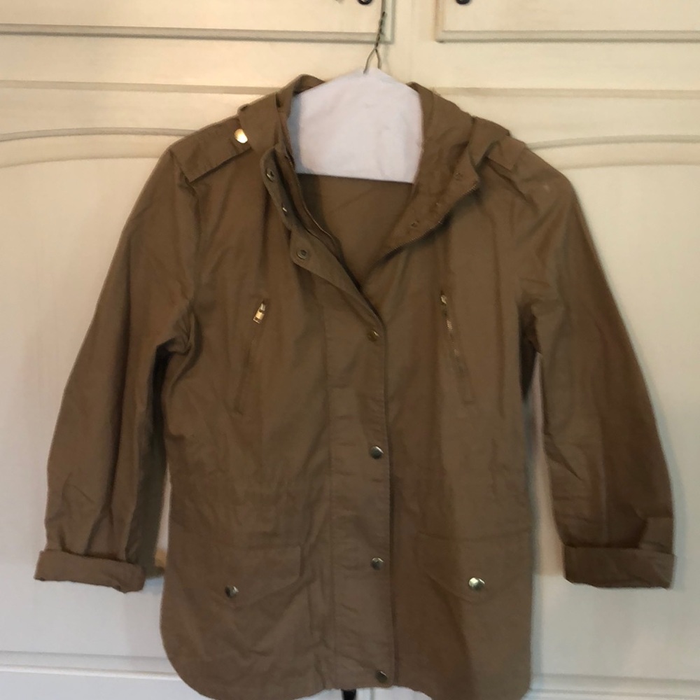 Women’s jacket. Size Medium. Smoke free home. Like new!